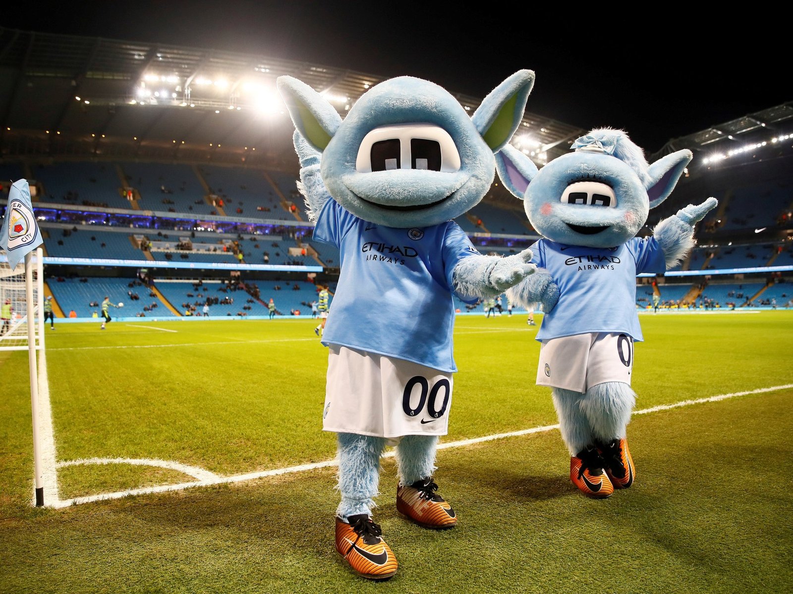 Erling Haaland fue denunciado por la mascota del Manchester City que lo acusa de causarle una “conmoción cerebral”