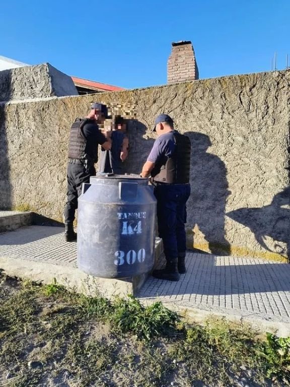 Esquel: un hombre fue demorado tres veces en un fin de semana por disturbios y presunto robo