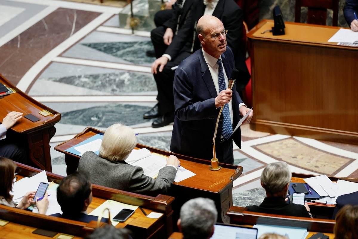 Francia emitirá bonos destinados a financiar el aumento del gasto en defensa | Internacional