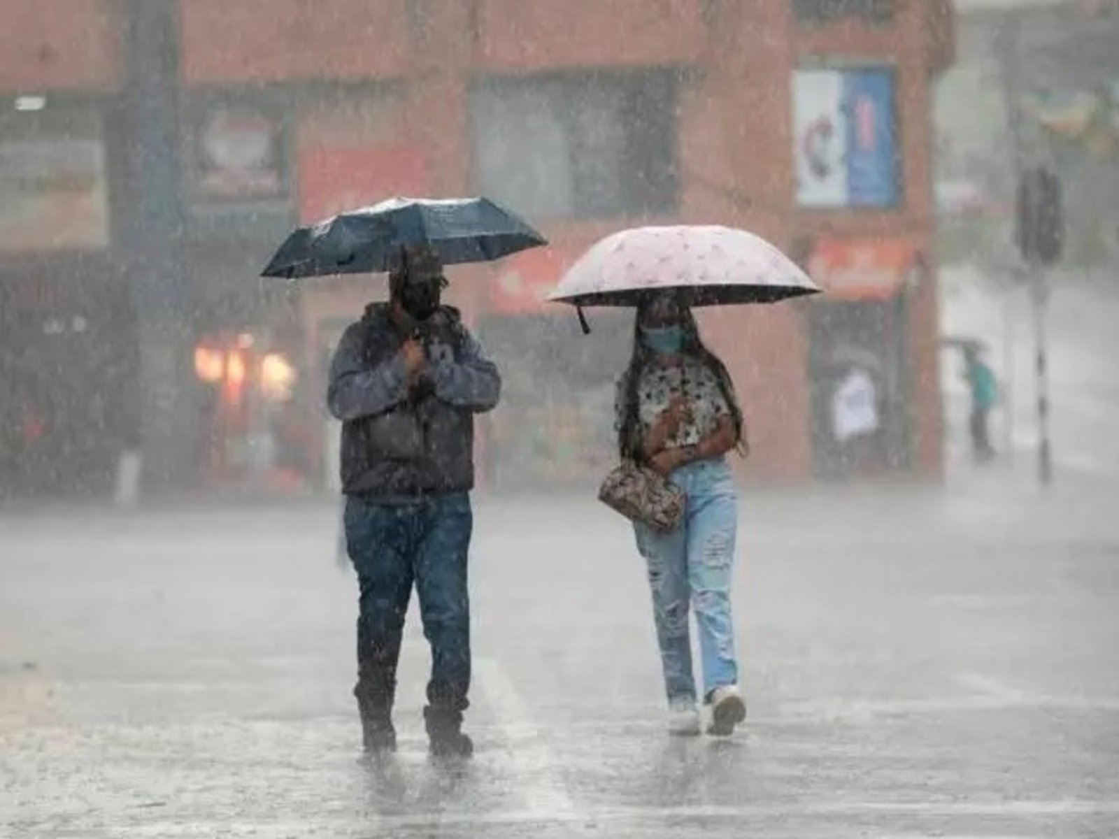 Hay alerta por tormentas fuertes sobre la Ciudad de Buenos Aires y 10 provincias