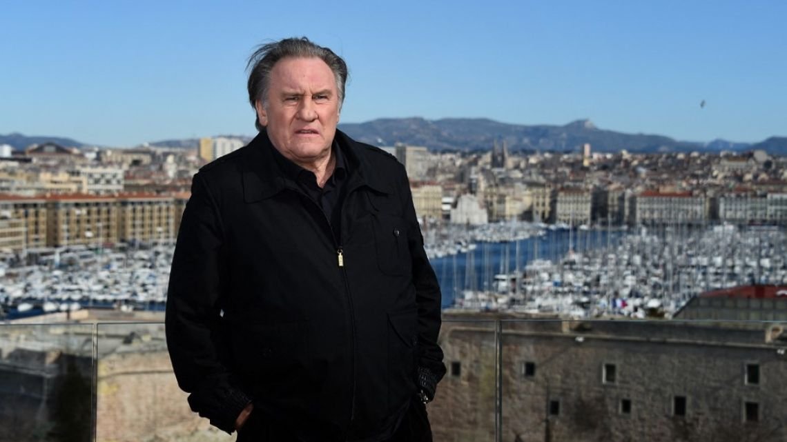 Juicio a Gerard Depardieu: el icono del cine enfrenta la primera de veinte denuncias por abuso sexual