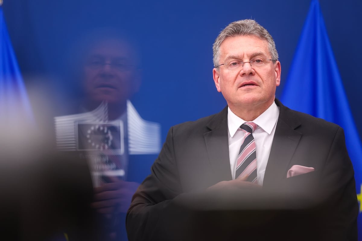 La UE retrasa los aranceles de represalia a Estados Unidos para dar más margen a la negociación con Trump | Internacional