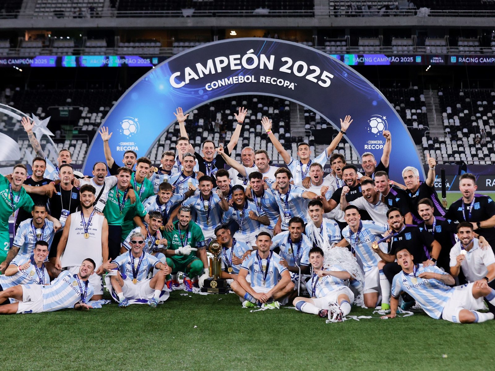 La advertencia de la APreViDe a los hinchas de cara al arranque de las Copas Libertadores y Sudamericana