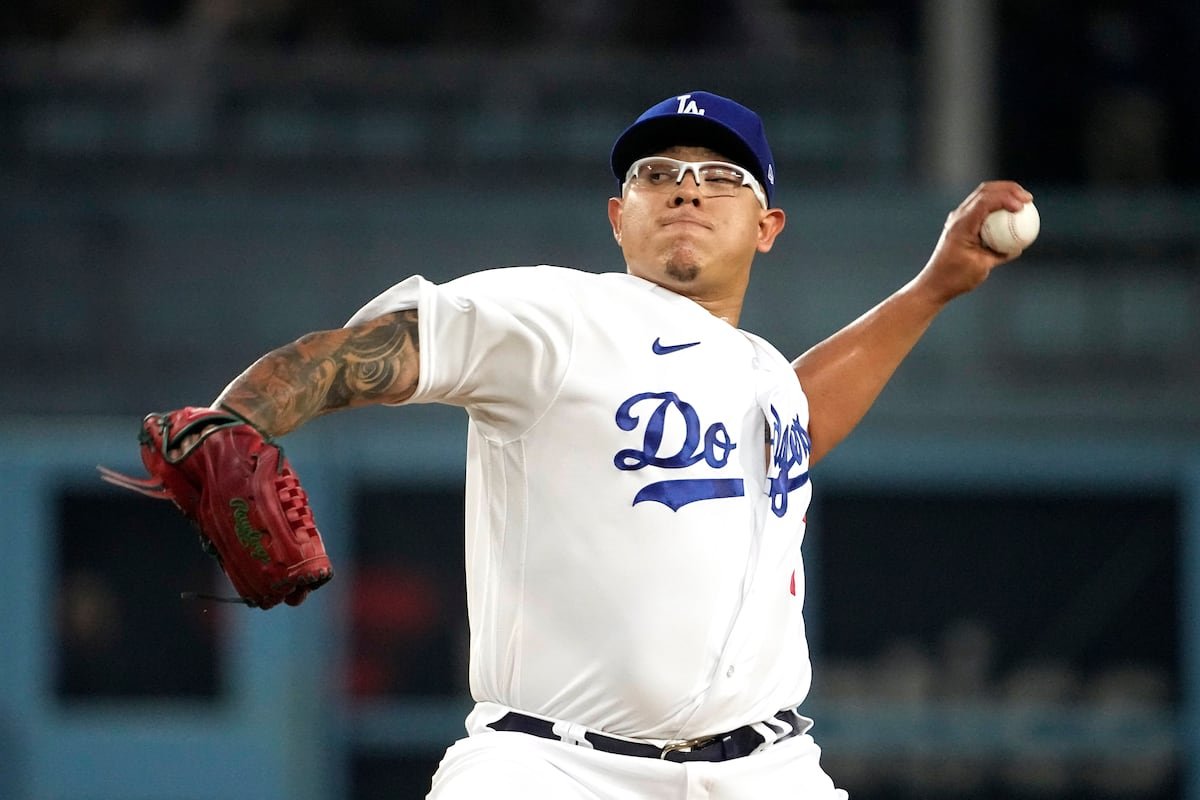 Las grandes ligas sancionan a Julio Urías por el incidente de violencia machista de 2023 | Deportes