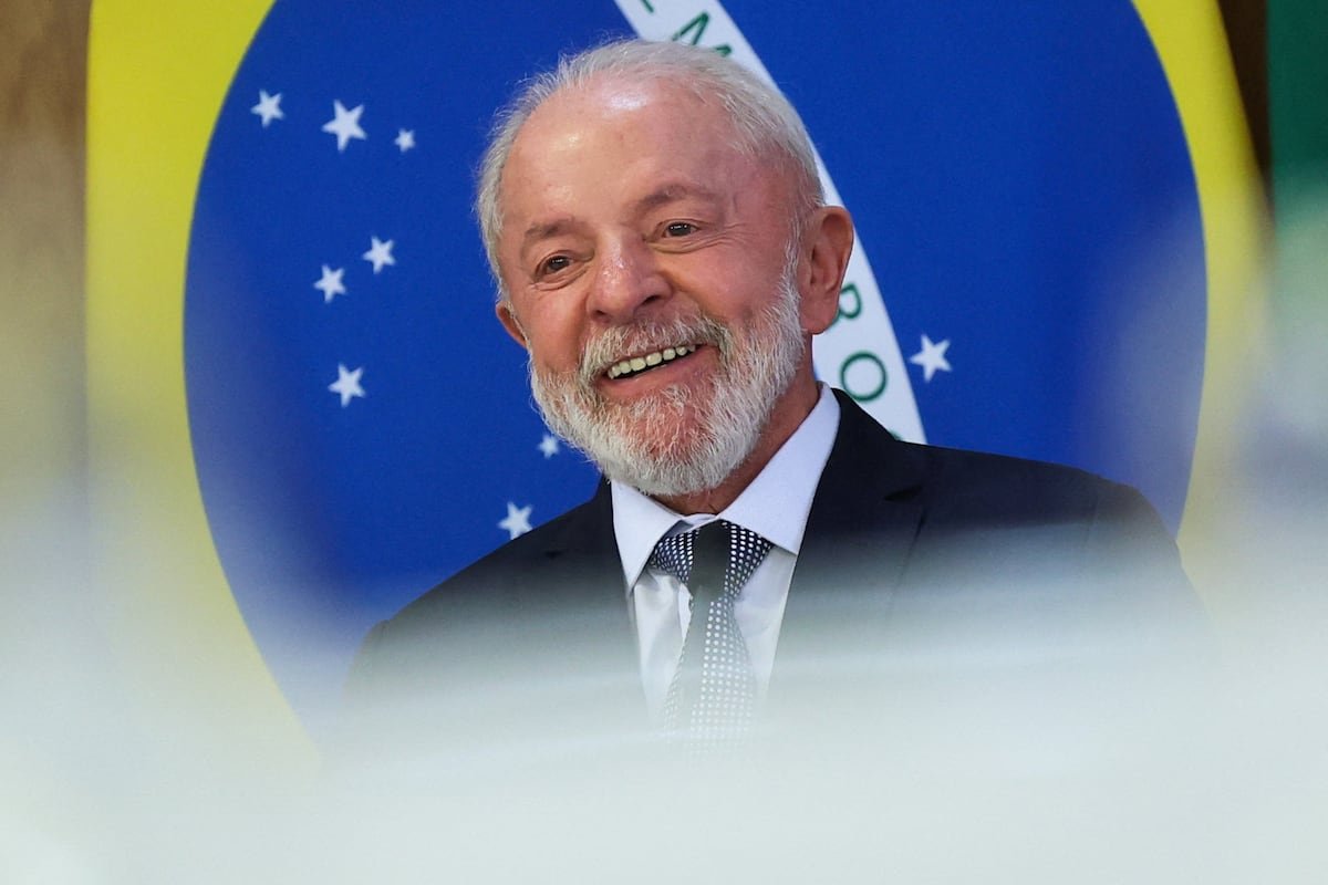 Lula impulsa una rebaja de impuestos a la clase media para recuperar popularidad