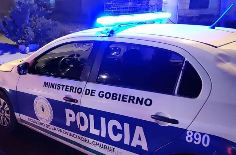 Manejaba borracha, volcó y terminó hospitalizada