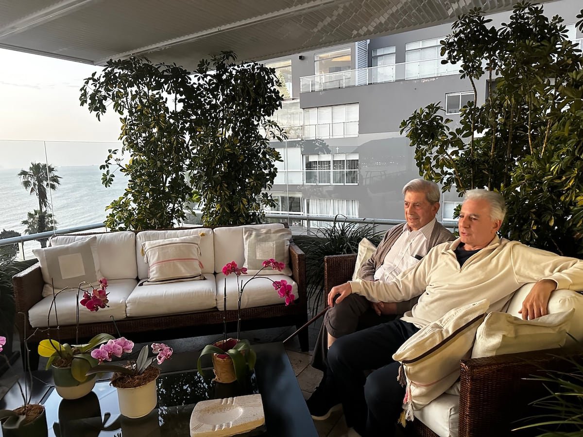 Mario Vargas Llosa celebra 89 años entregados al fuego de la literatura