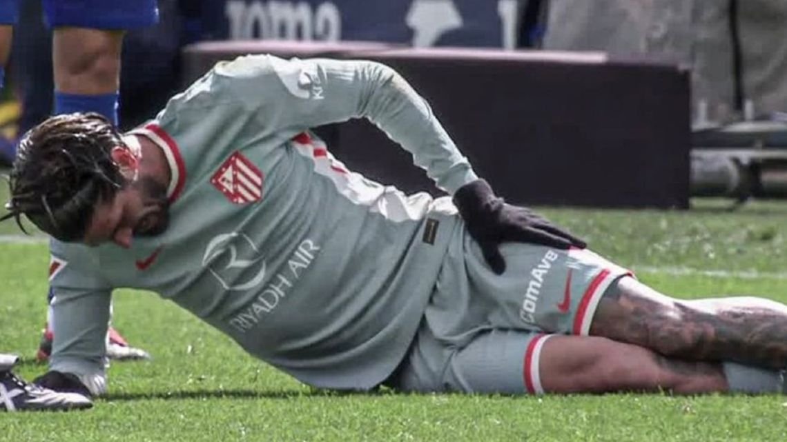 Ni una buena para el Atlético Madrid: perdió, De Paul salió lesionado y Correa fue expulsado