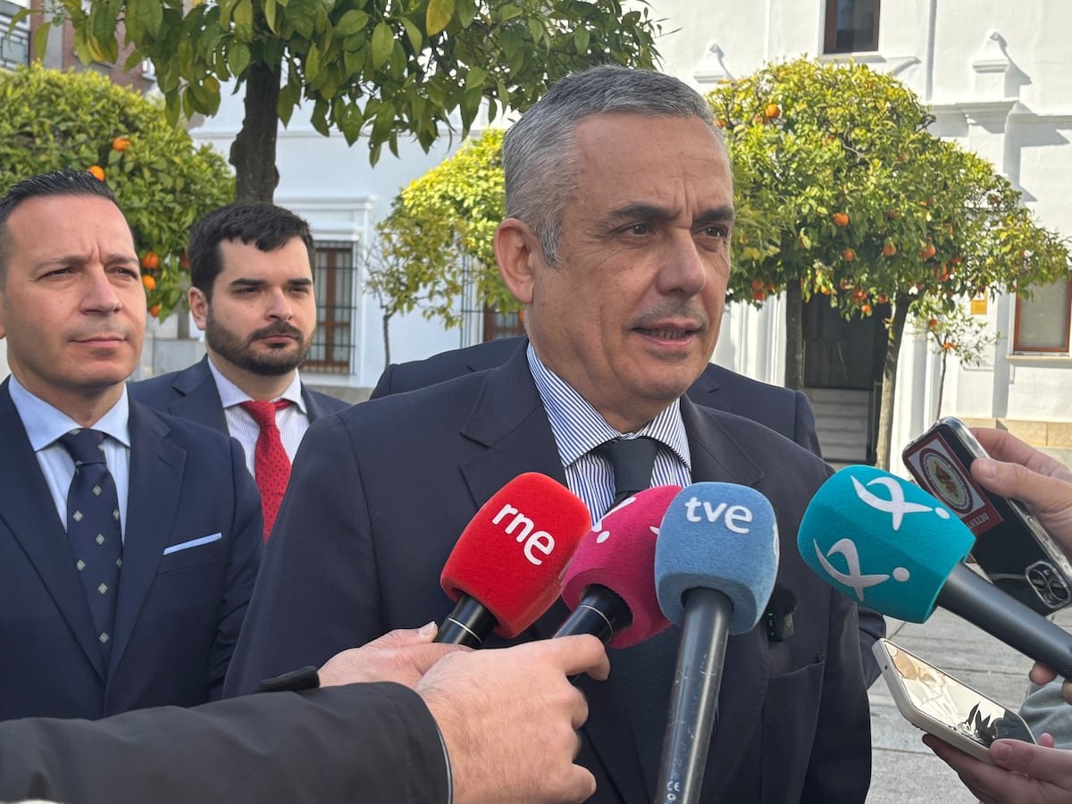 Partido Popular y Vox registran en Extremadura su reemplazo a la ley de memoria histórica | España