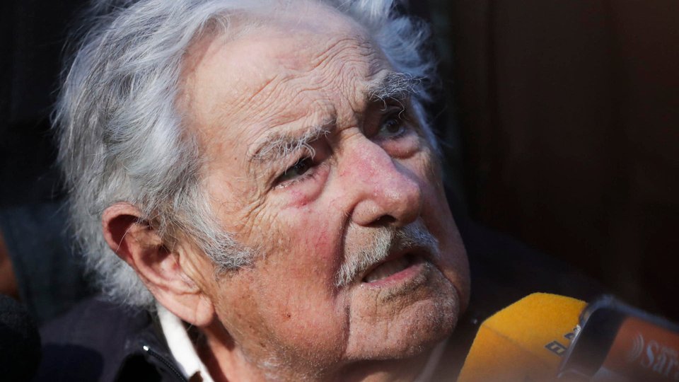 Pepe Mujica condenó la "represión ciega" en el Congreso