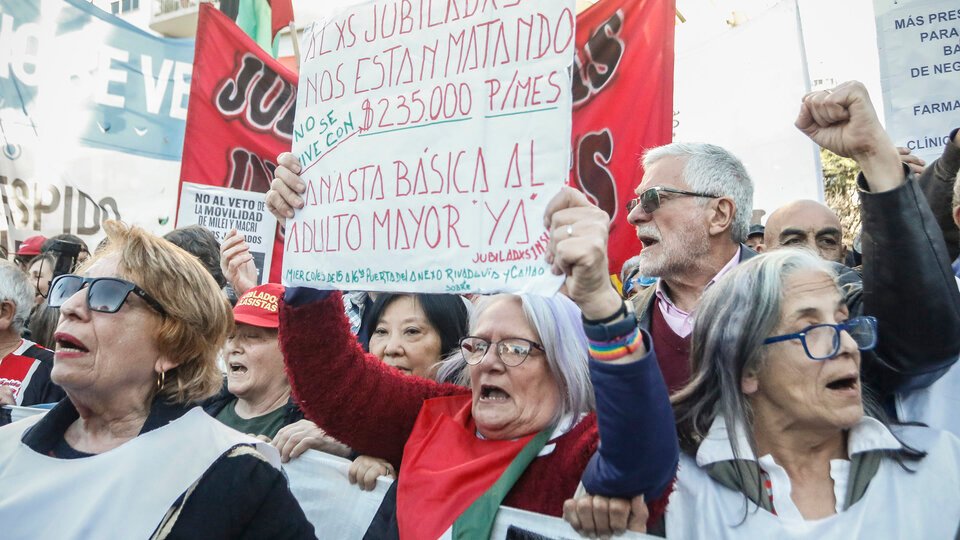 Políticos, artistas y organismos de DD.HH. exigen que se “garantice la libertad de manifestación” | Petitorio en la previa de la marcha de jubilados de este miércoles