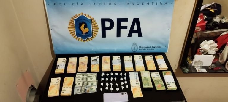 Puerto Madryn: la Policía Federal realizó una serie de allanamientos por narcomenudeo