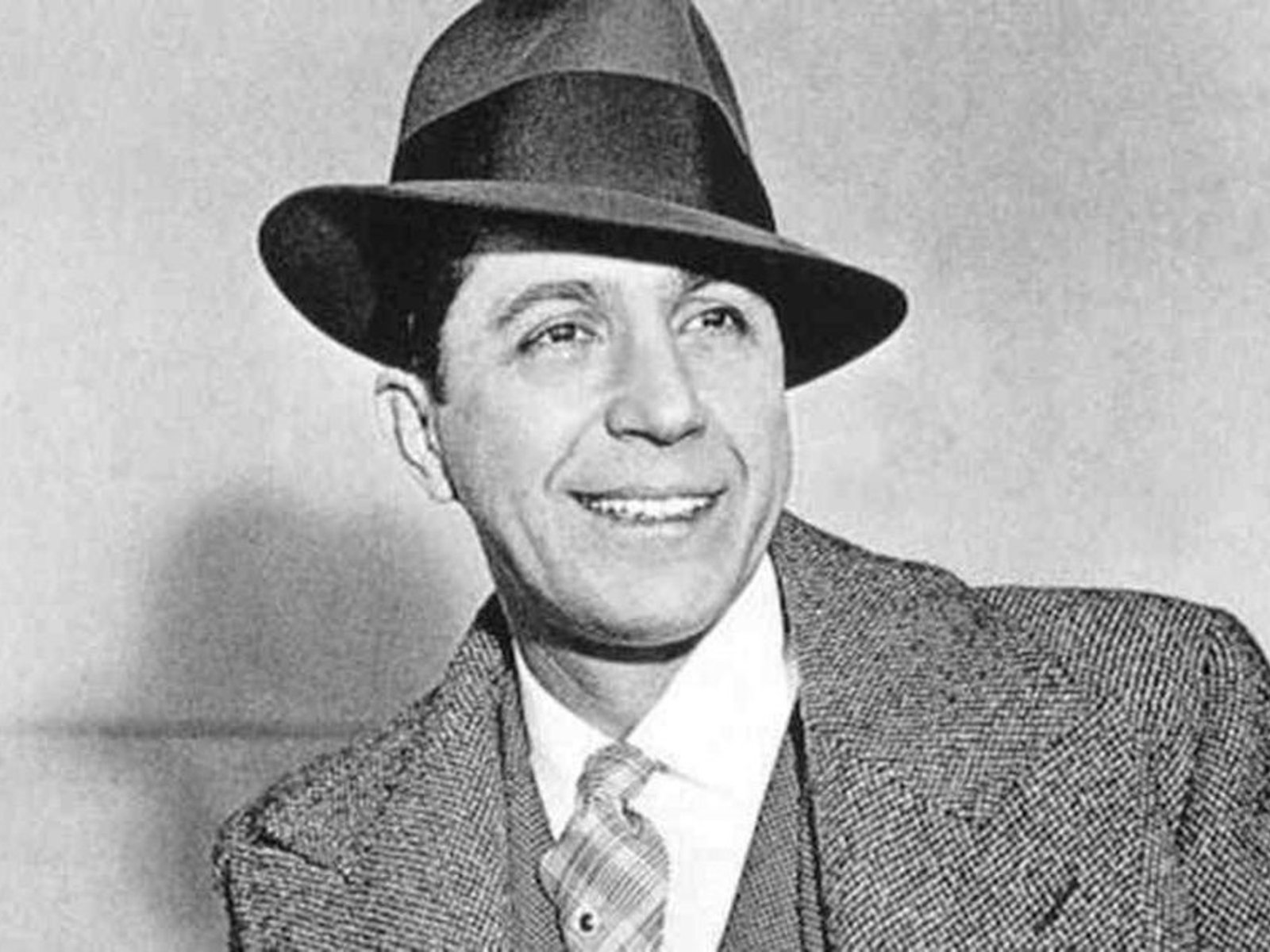 Quién era la diva con la que Carlos Gardel pasó unos días en Francia