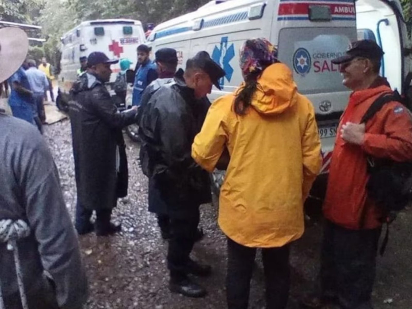 Rescataron a 19 turistas que quedaron perdidos más de doce horas en la quebrada de San Lorenzo con cero grados de temperaturas
