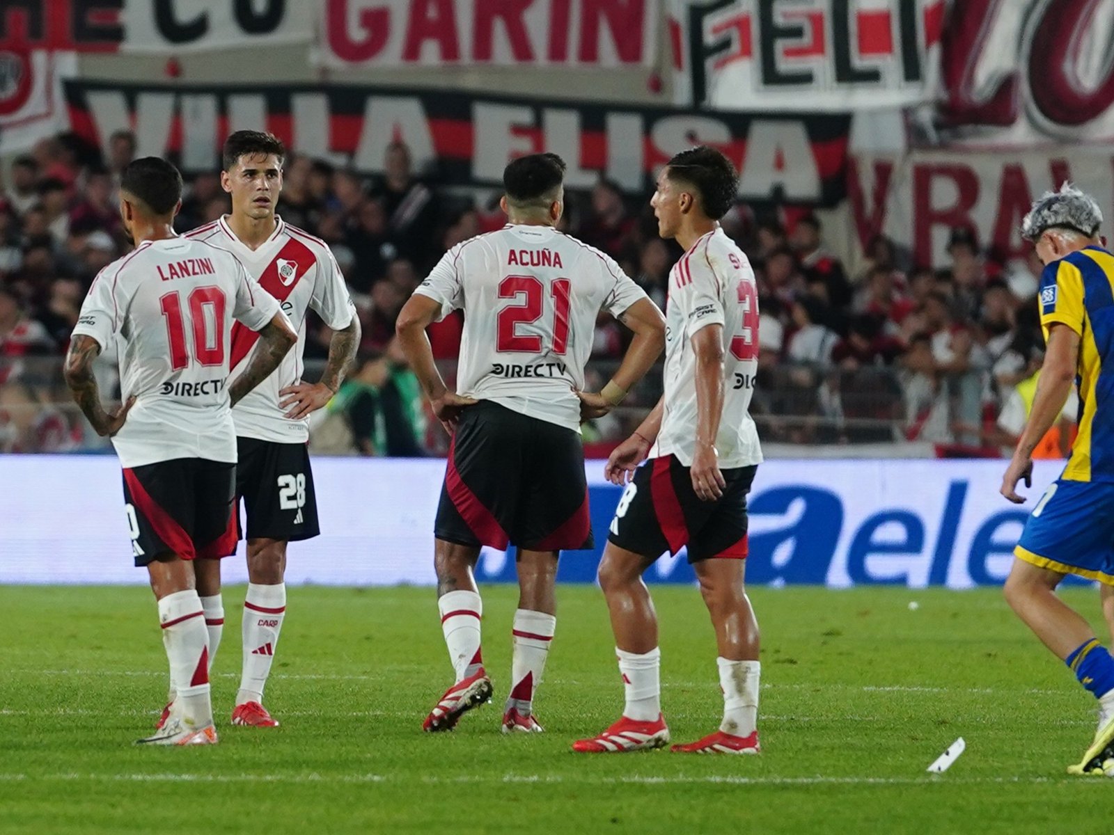 River y Rosario Central sellaron un empate que festejó Independiente