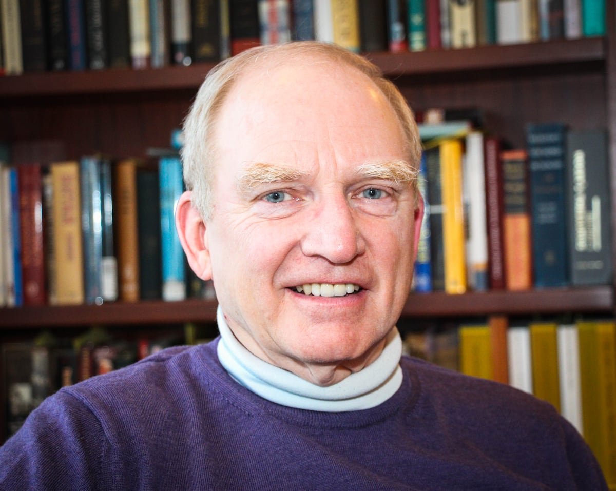 Robert Merry, historiador: “Trump está yendo muy lejos. Veremos cómo se las arregla con los tribunales”