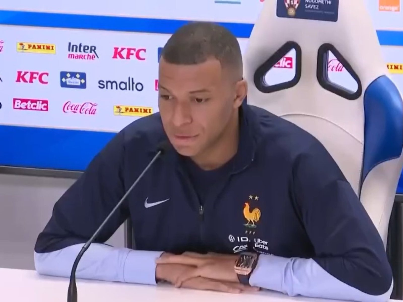 “Sé que la gente no estaba contenta con lo que hacía dentro y fuera del campo”