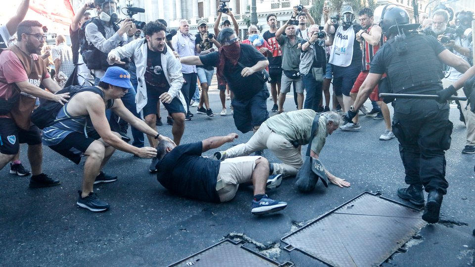 Se suman más hinchadas de fútbol para marchar junto a jubilados | Simpatizantes de Tigre, Temperley, Chicago e Independiente