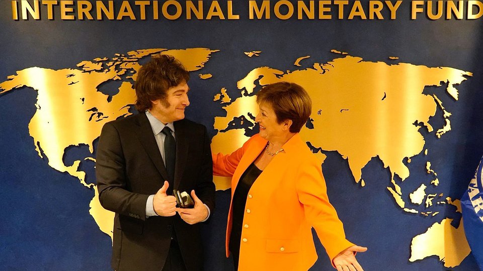 Sueños pinchados | De la cripto estafa al DNU para el FMI