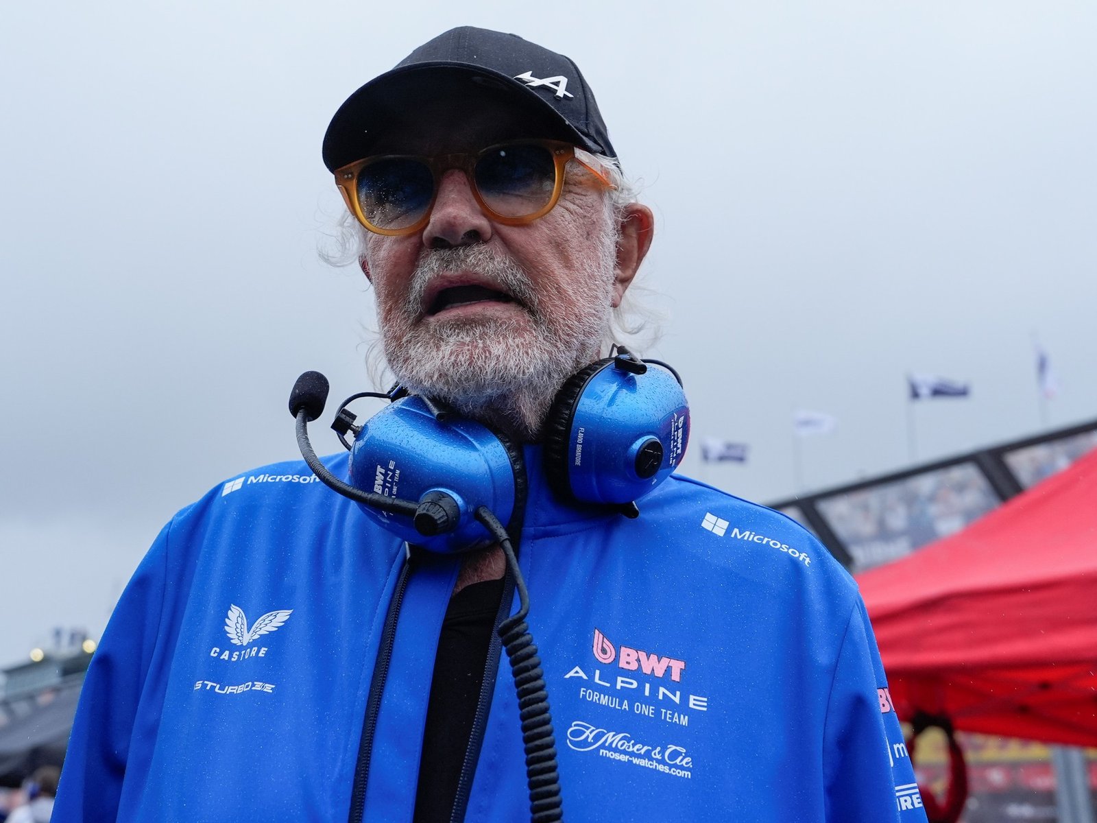 “Tiene el número de un tal Colapinto…”