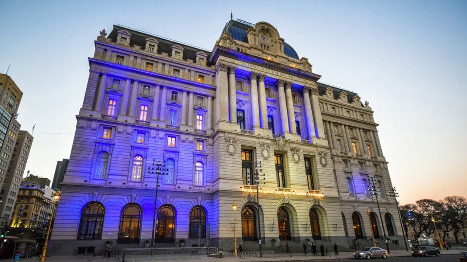 Tras el escándalo de $LIBRA, el Gobierno alquila el CCK para otro evento de criptomonedas | Es un foro similar al que sirvió para que Milei conozca a Mark Hayden Davis