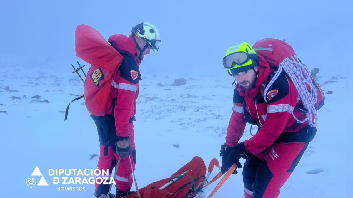 Tres montañeros mueren en el Parque Natural del Moncayo tras precipitarse en la zona de La Escupidera | España