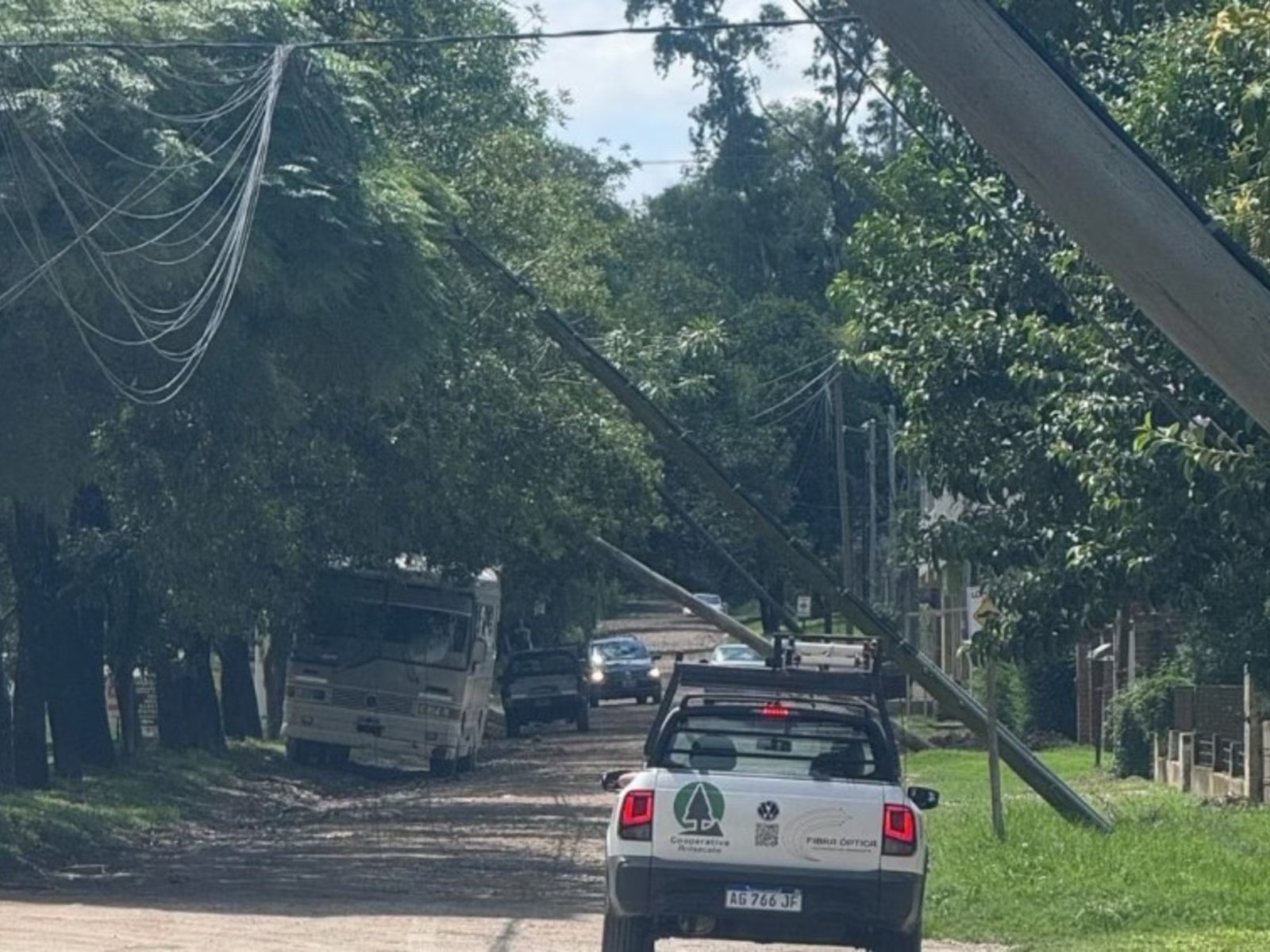 Un fuerte temporal causó destrozos en distintos puntos de Córdoba