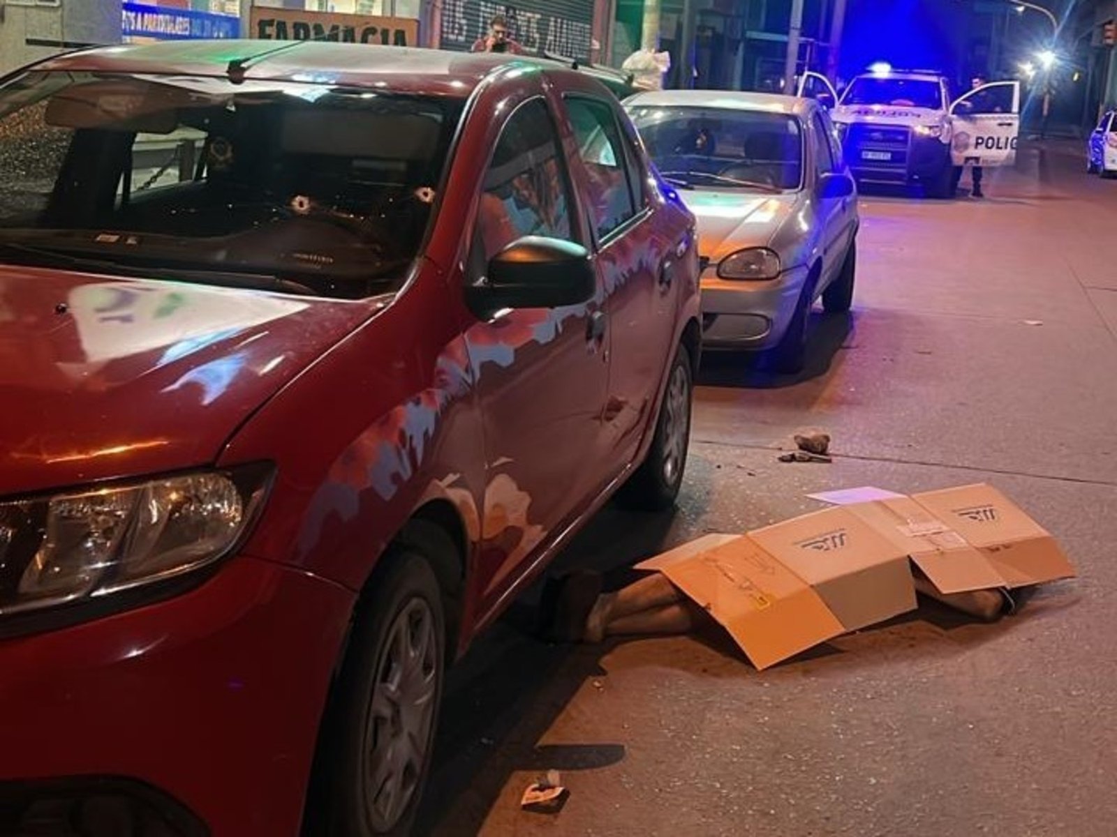 Un policía de la Ciudad mató de siete tiros a un motochorro de 17 años que intentó robarle el auto en La Matanza