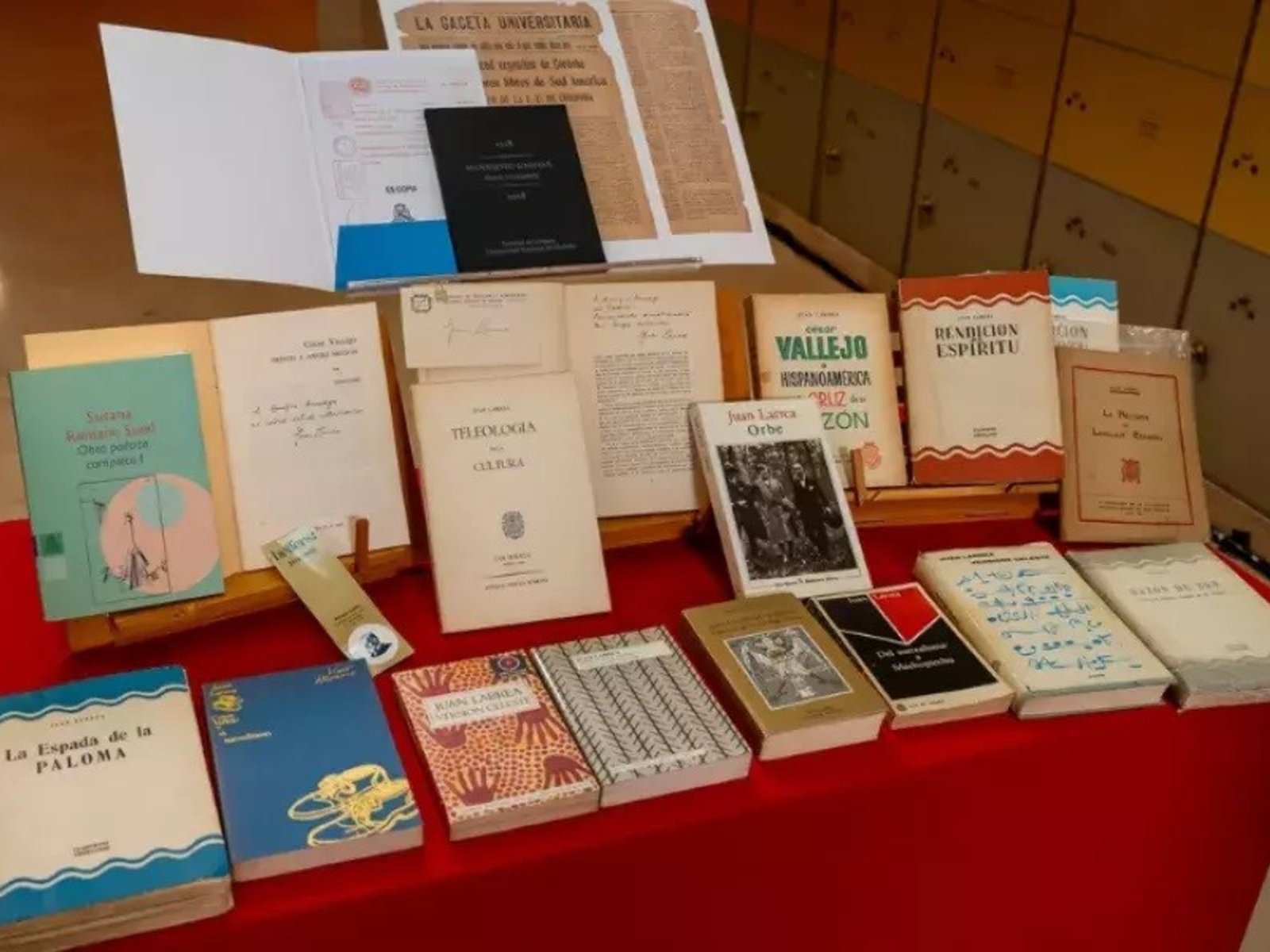Una universidad argentina amplía con su aporte la Caja de las Letras en Madrid