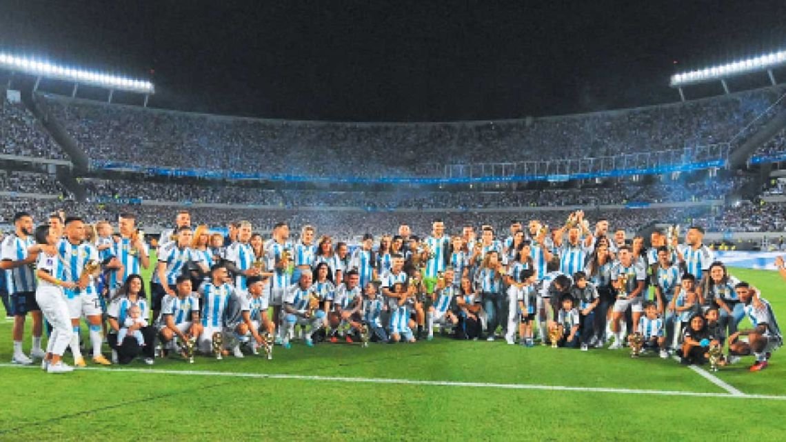 Ver a la Selección, un lujo para pocos: precios desorbitantes que duplican a los europeos