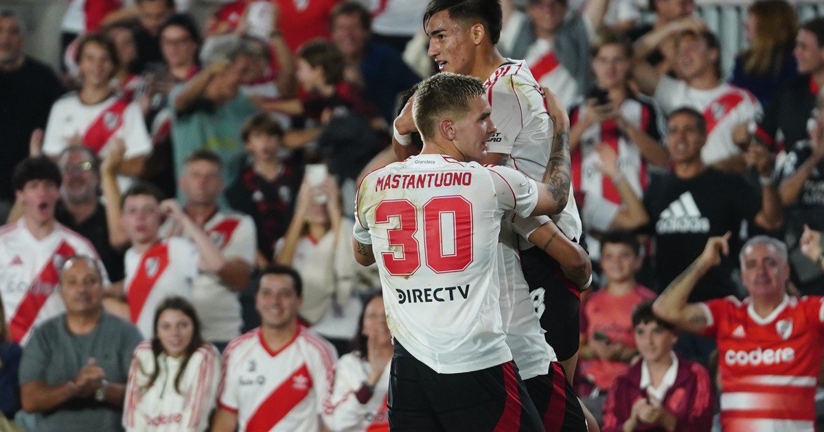 Video: la tremenda volea de Subiabre para su primer gol la Primera de River :: Olé