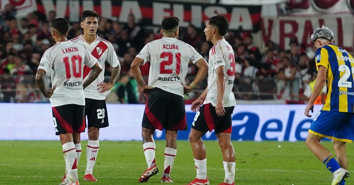 Videos: silbidos y el pedido de los hinchas de River por la Libertadores :: Olé