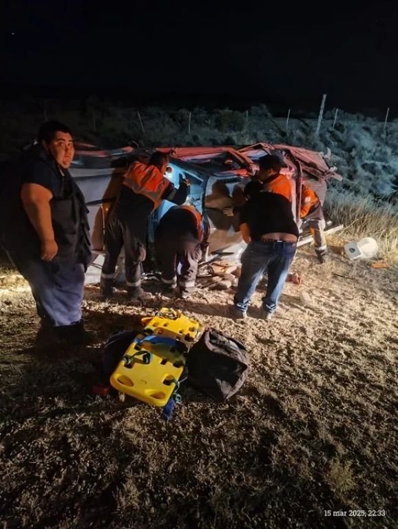 Volcó en la Ruta 25 tras discutir con su pareja y terminó hospitalizada