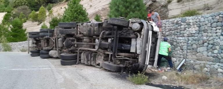 Vuelco en Epuyén | Diario Crónica