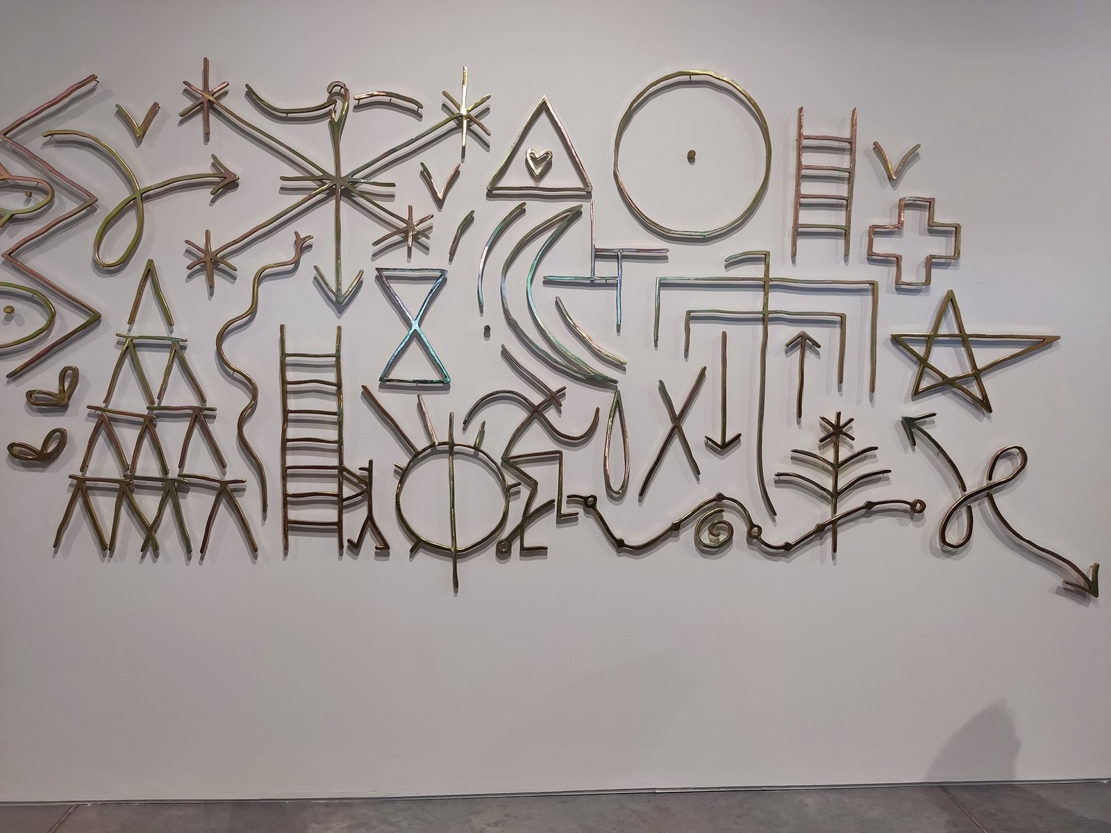 Xul Solar y tres artistas jóvenes protagonizan las nuevas exposiciones en Malba Puertos