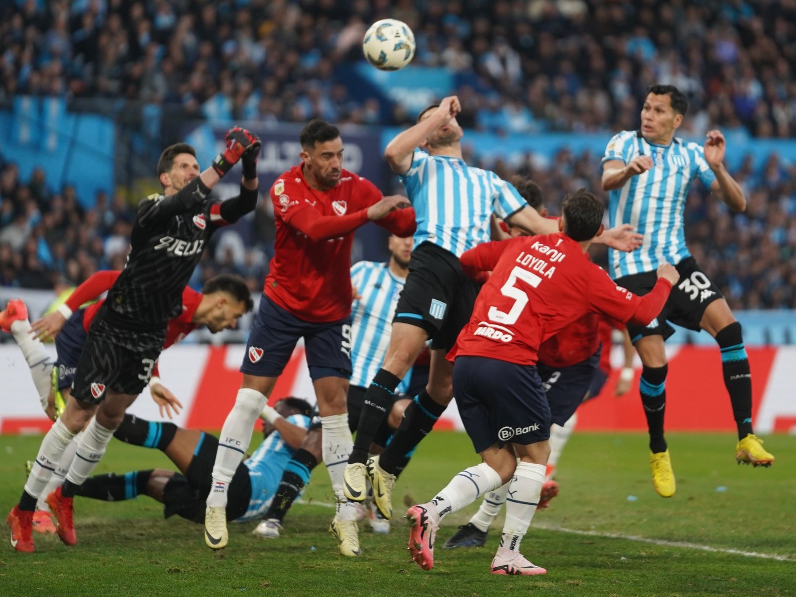 el clásico de Avellaneda, Boca, Messi, Atlético de Madrid vs Barcelona y más partidazos en Europa