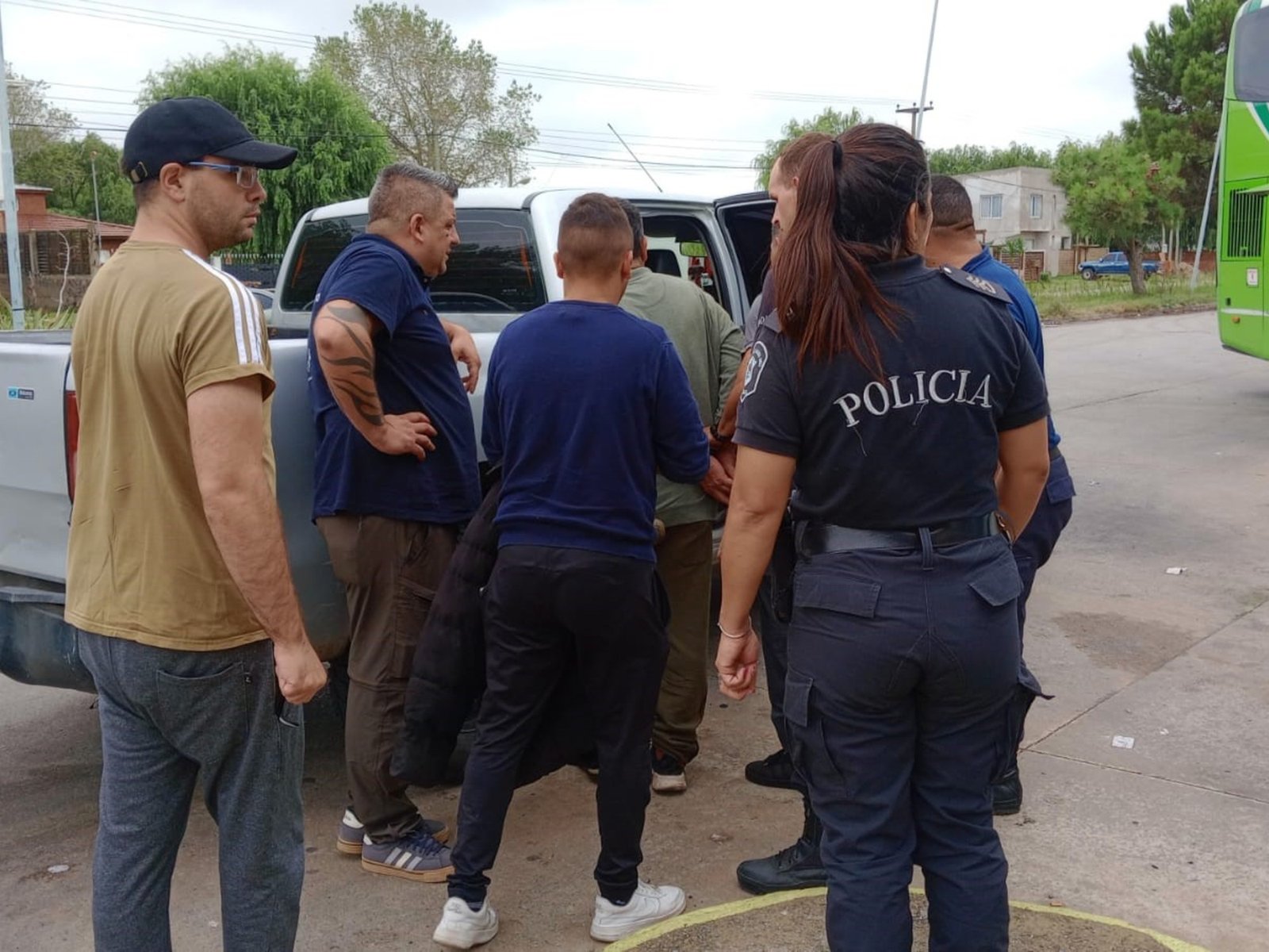 la mató de un golpe en la cabeza y lo detuvieron cuando escapaba en un micro de larga distancia