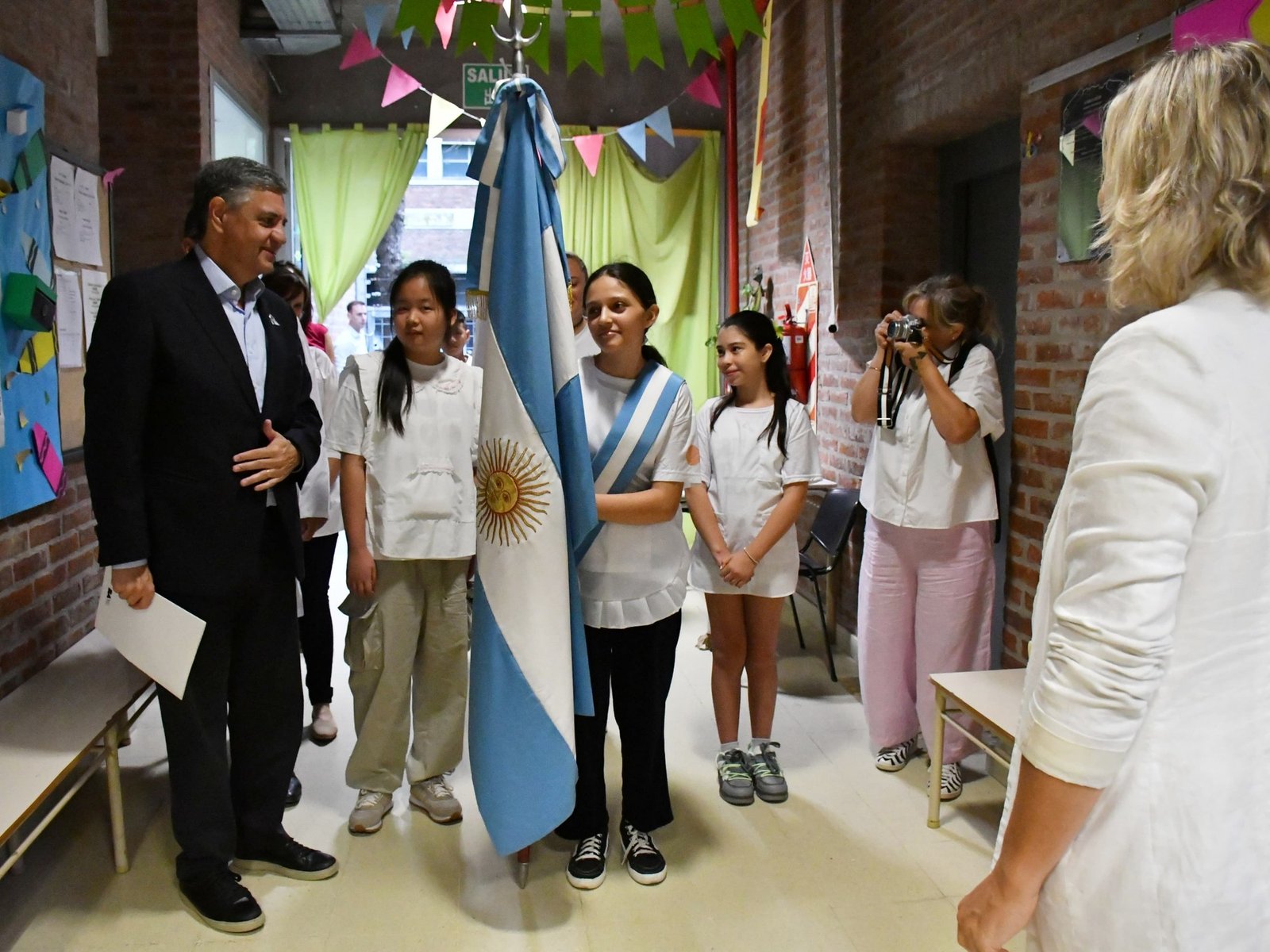 los alumnos borrachos no podrán ir a la escuela y tendrán falta