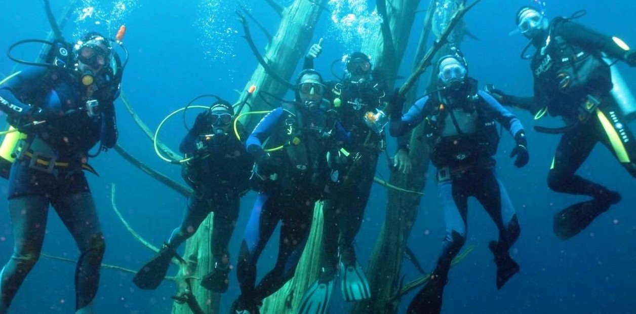 una mujer de 63 años murió mientras practicaba buceo en un lago de Bariloche