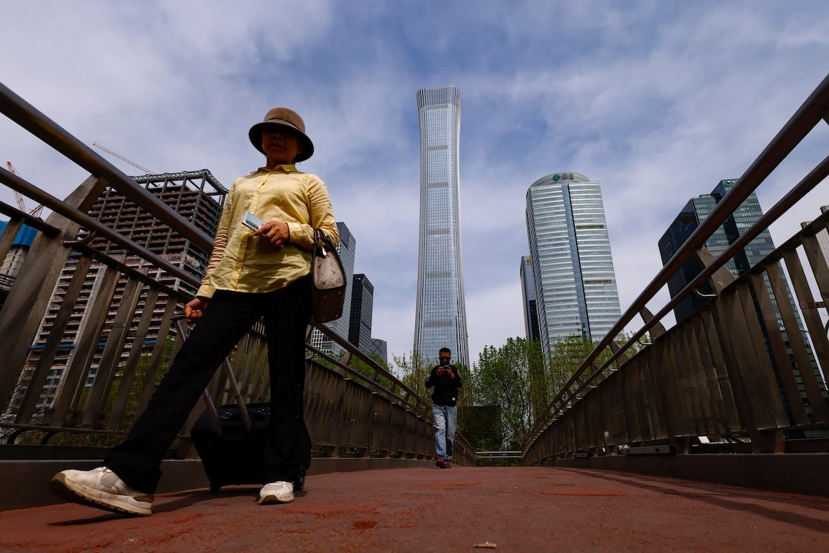 La guerra de aranceles de Donald Trump, en directo | China advierte de que “luchará hasta el final” si EE UU impone aranceles adicionales del 50% | Internacional