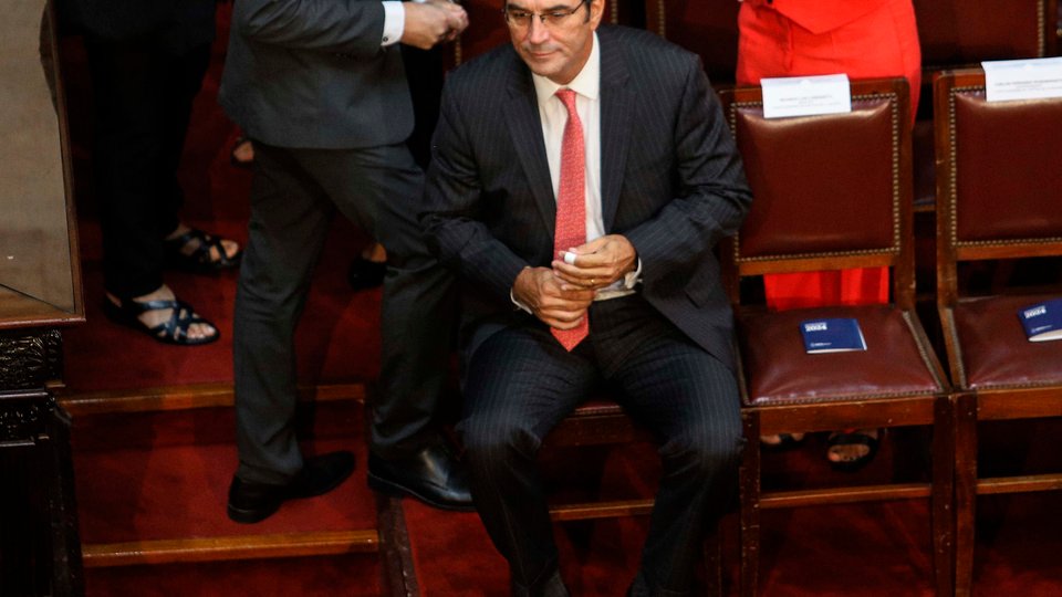 A regañadientes, el Gobierno aceptó la renuncia de Manuel García Mansilla a la Corte Suprema | Con la firma de Milei y Cúneo Libarona se publicó en el Boletín Oficial el decreto 276