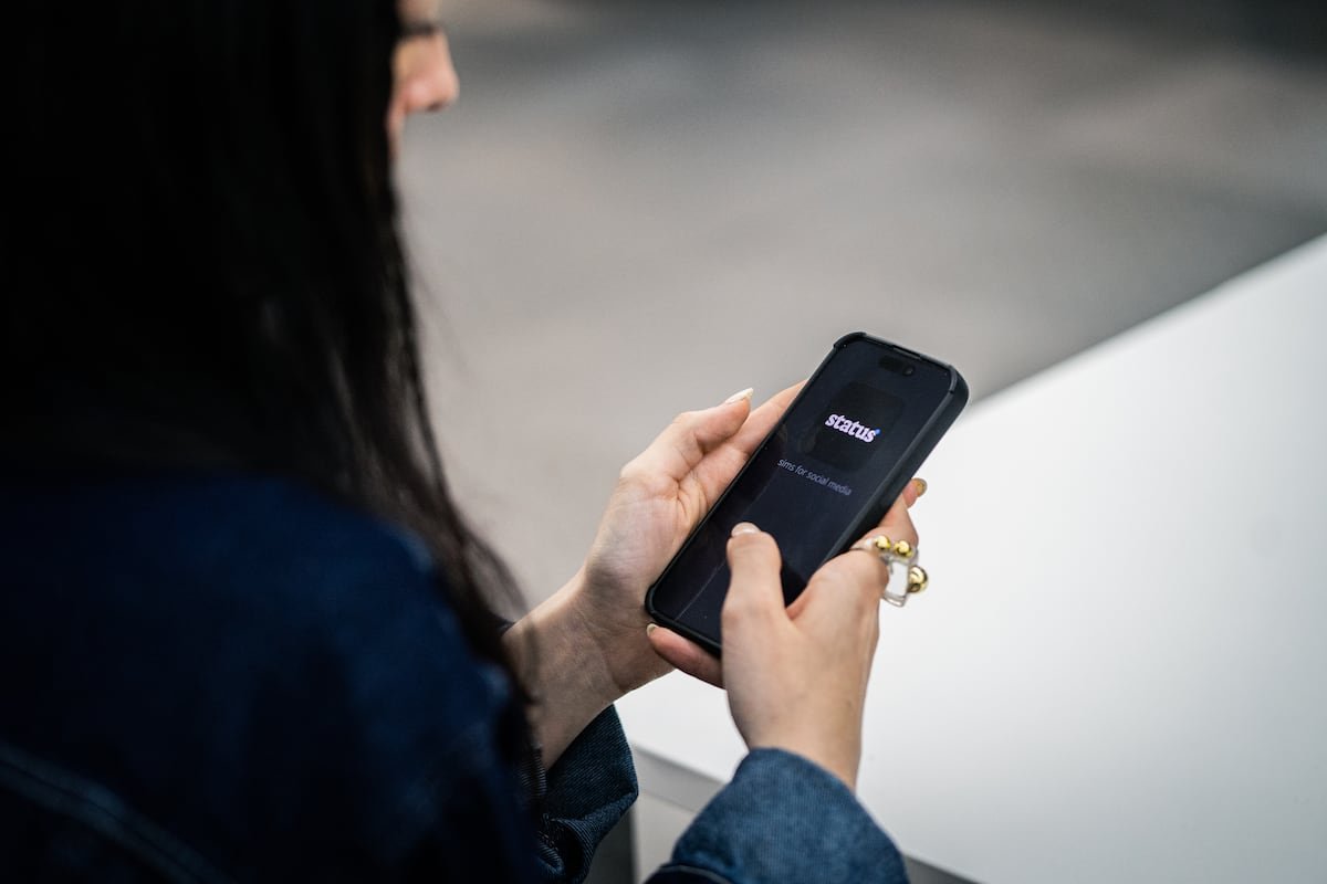 AI: Why has a social network where everyone is a bot become so popular? | Technology