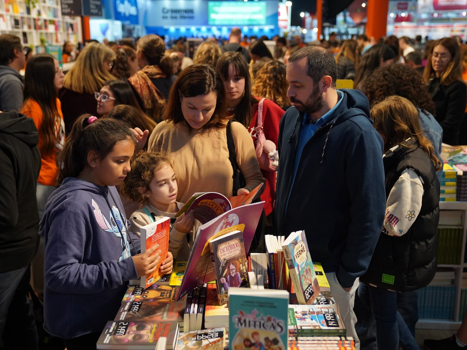 Abre sus puertas mañana la Feria del Libro con entradas accesibles y una nueva relación con el Gobierno