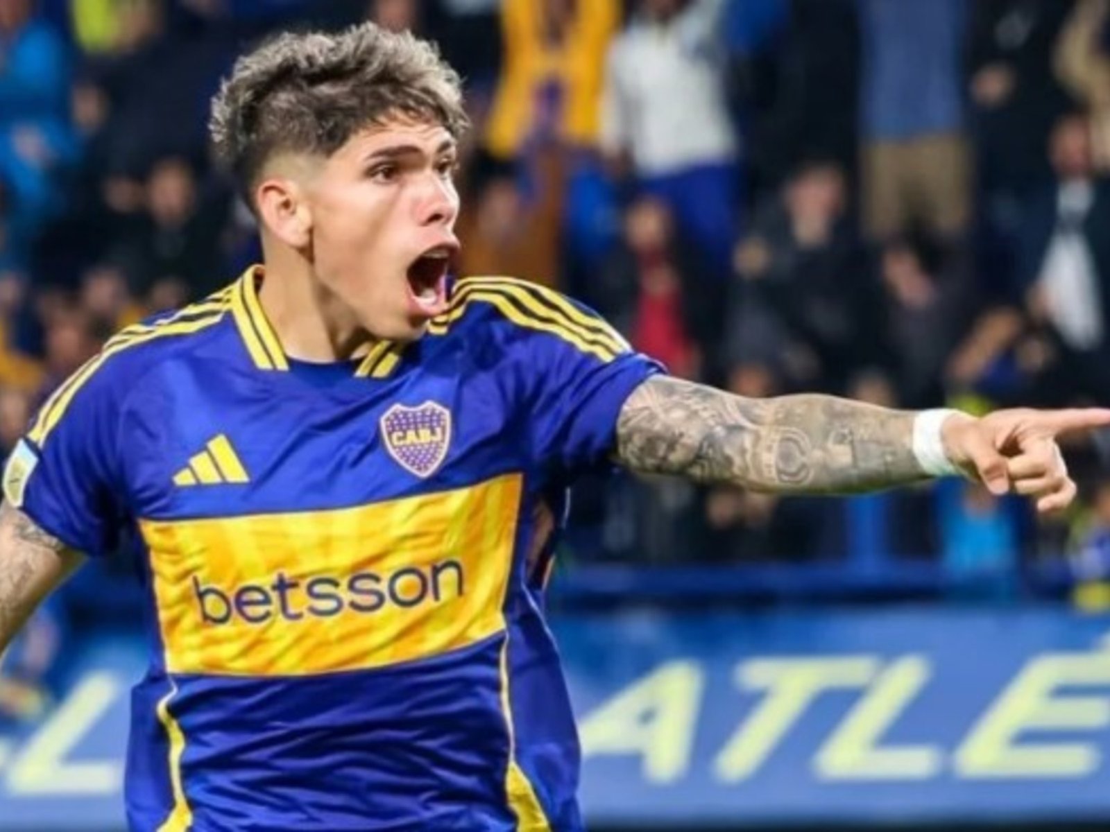 Carlos Palacios, el jugador fetiche de Riquelme que ilusiona a Boca y ya le hizo un gol a River