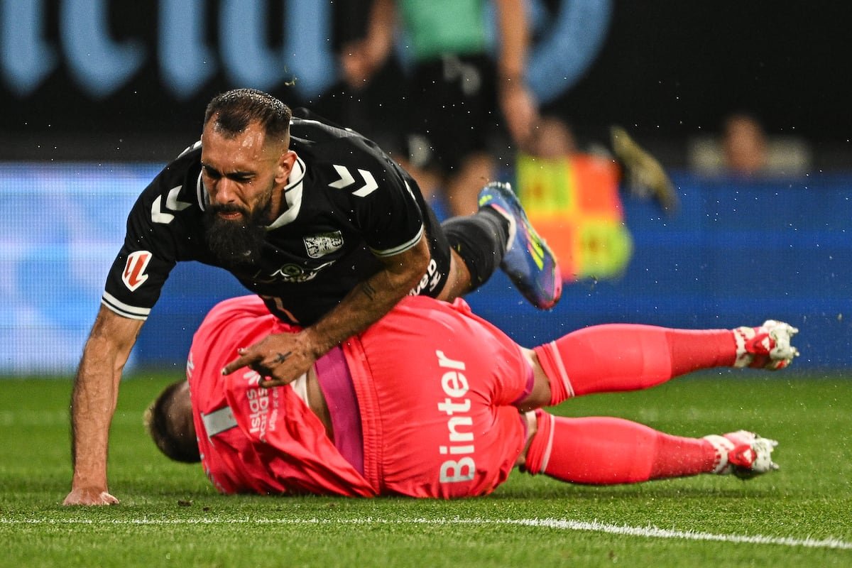 Cillessen, operado de urgencia por un “traumatismo abdominal”, se encuentra “estable” | Fútbol | Deportes