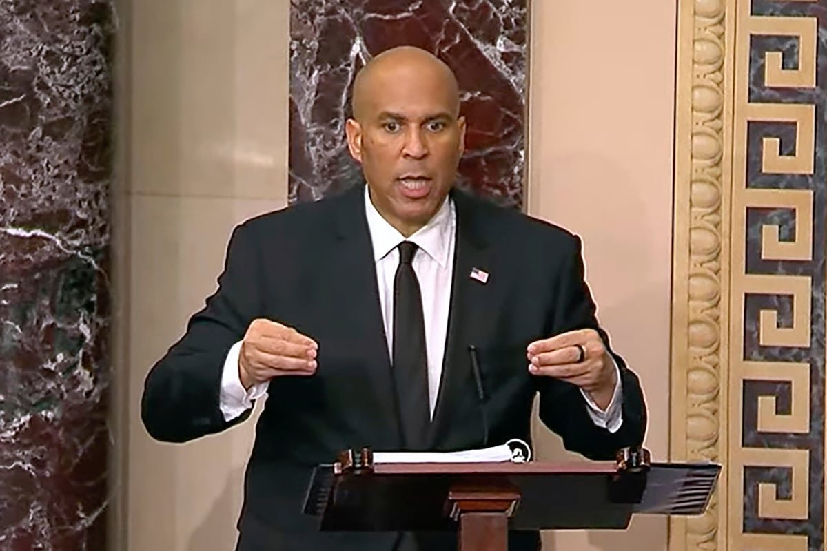 Cory Booker da el discurso más largo de la historia del Senado de Estados Unidos para oponerse a Trump | Internacional