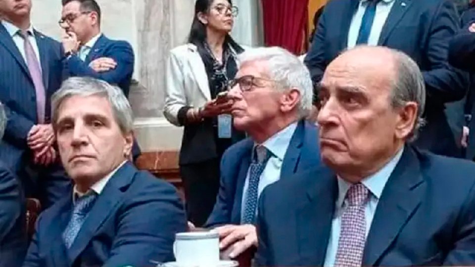 Criptogate: la oposición busca adecuar el reglamento para interpelar a Guillermo Francos y Cúneo Libarona | Los principales cambios y el faltazo previsto por Toto Caputo