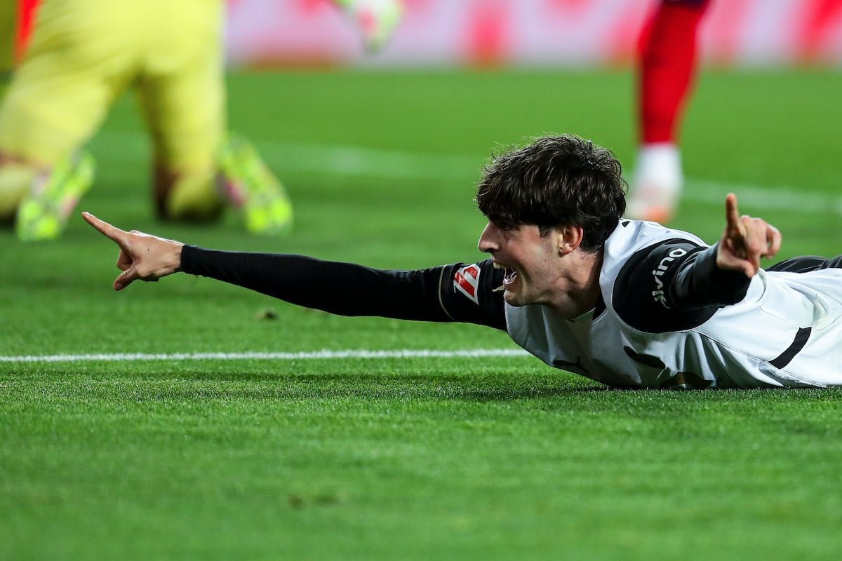 El Valencia traspasa el miedo al Sevilla | Fútbol | Deportes