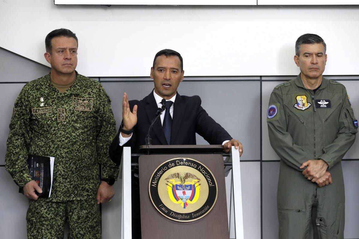 El ejército de Colombia estrecha el cerco contra Iván Mordisco, jefe de una de las disidencias de las FARC: “No ha sido neutralizado”