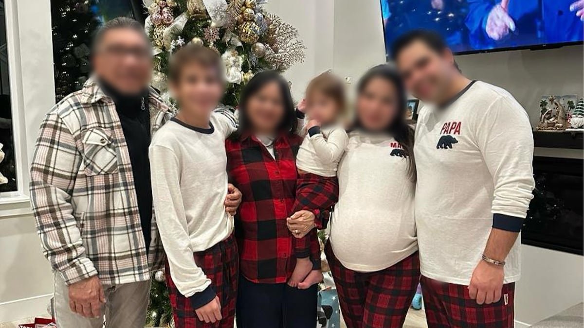 Fear and heartbreak in Venezuelan grandparents’ ‘self-deportation’ from the US | U.S.